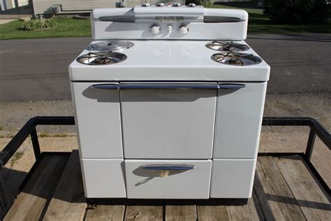 dutch oven on gas stove top
